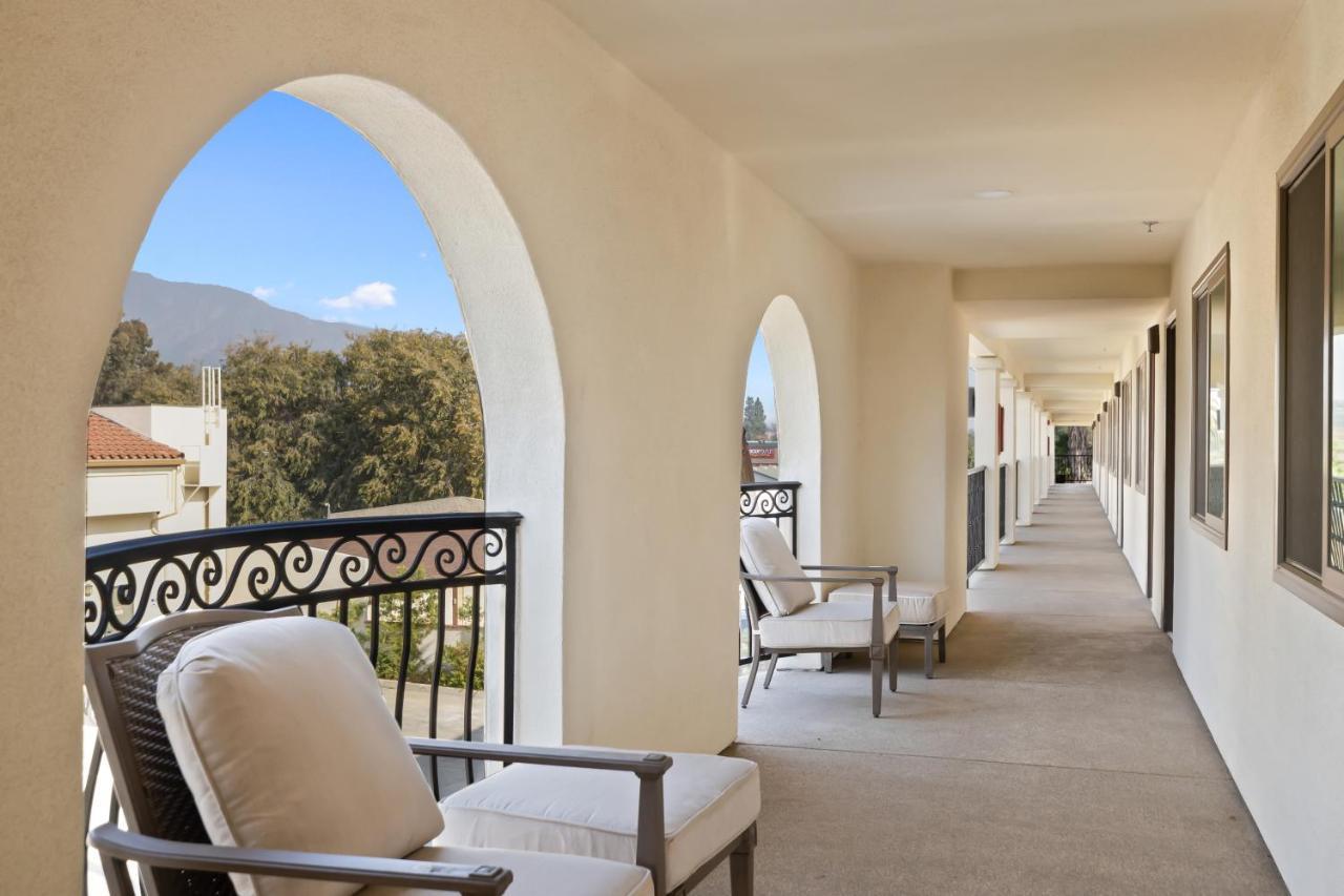 Hotel Huntington Duarte Buitenkant foto