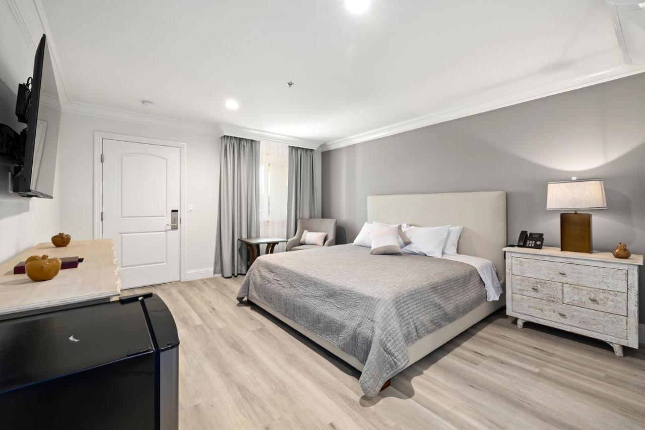 Hotel Huntington Duarte Buitenkant foto