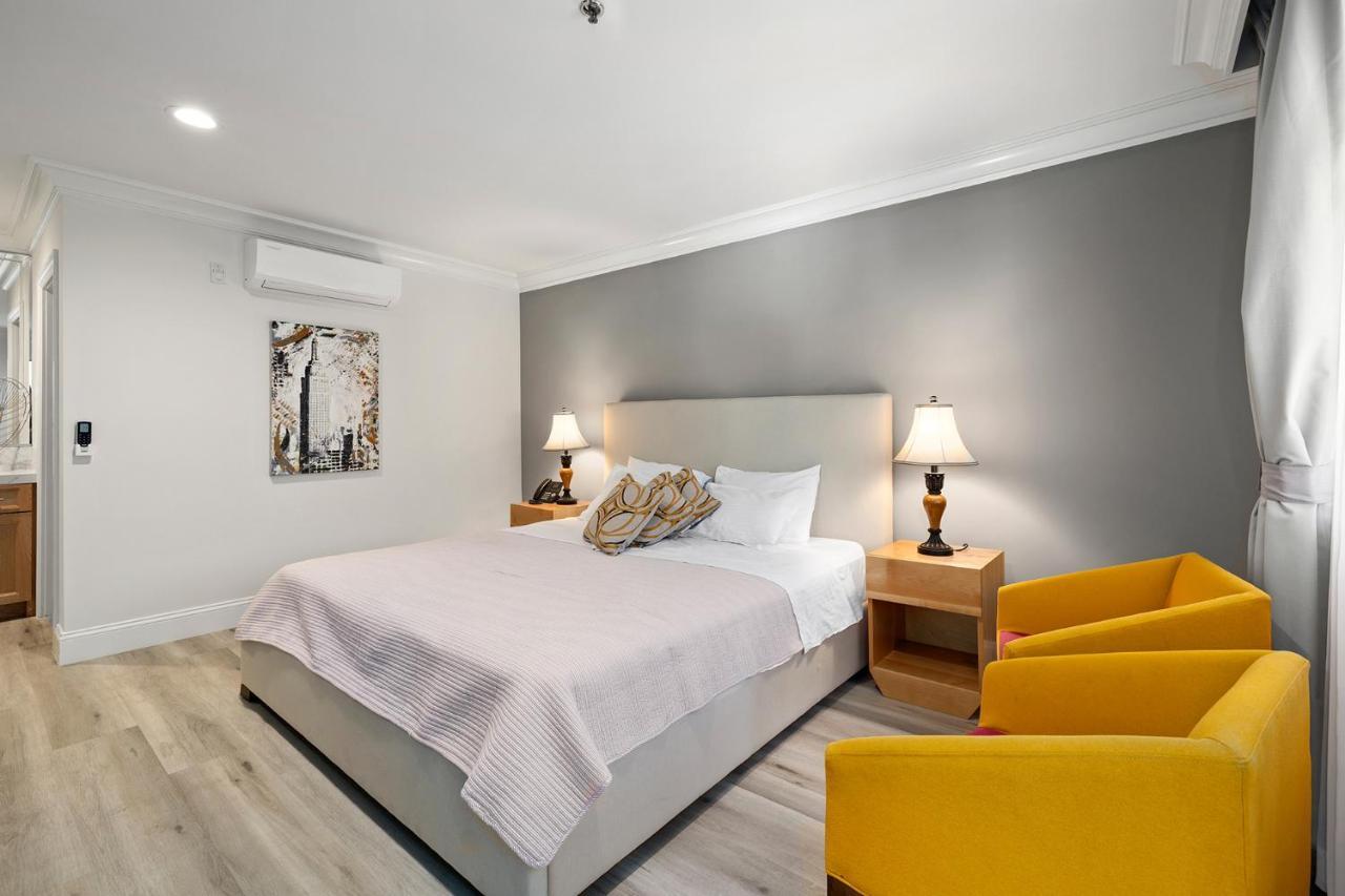 Hotel Huntington Duarte Buitenkant foto